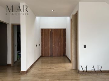 Casa en venta en el Yacht Nordelta con 4 dormitorios y salida al río Luján