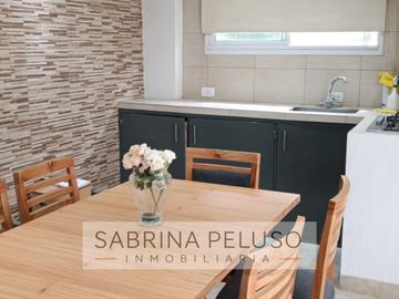 Casa en  barrio Las Acacias