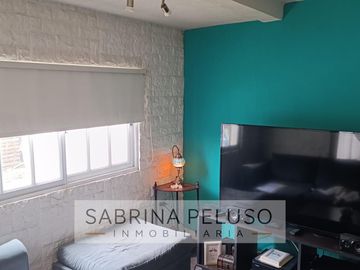 Casa en  barrio Las Acacias
