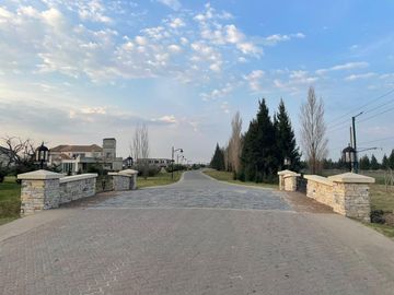LOTE A LA LAGUNA EN LA PROVIDENCIA, CANNING