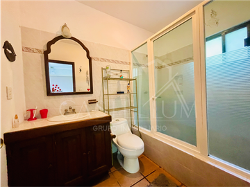Casa con alberca en Condominio Residencial Sumiya Jiutepec-Morelos