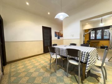 Casa en Venta 6 Ambientes 3 Dormitorios Zona Nuestra Señora De Lourdes Rosario