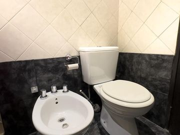 Casa en Venta 6 Ambientes 3 Dormitorios Zona Nuestra Señora De Lourdes Rosario