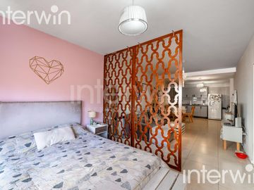 Departamento - Monoambiente con balcón - Flores - Venta