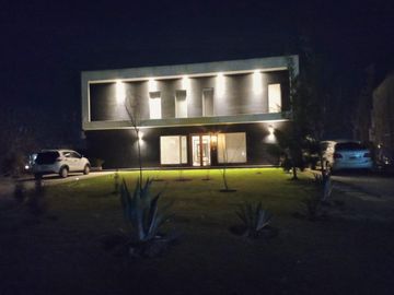 VENTA CASA A LA LAGUNA AREA 7 SAN SEBASTIAN