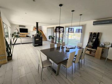 VENTA CASA A LA LAGUNA AREA 7 SAN SEBASTIAN