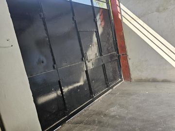 Depósito en venta - 2 Baños - Cocheras - 600Mts2 - Villa Ballester
