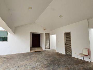 UNA PLANTA esquina RESID DEL MAYAB Temozon