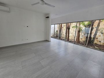 UNA PLANTA esquina RESID DEL MAYAB Temozon