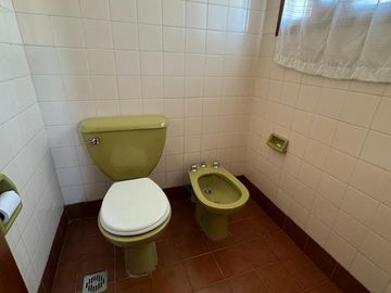 Chalet 7 amb sobre 2 lotes. Parque Luro