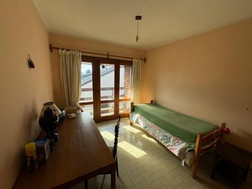 Chalet 7 amb sobre 2 lotes. Parque Luro