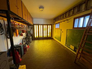 Chalet 7 amb sobre 2 lotes. Parque Luro