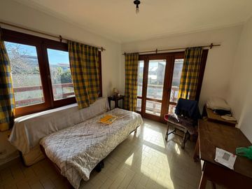 Chalet 7 amb sobre 2 lotes. Parque Luro