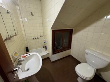 Chalet 7 amb sobre 2 lotes. Parque Luro