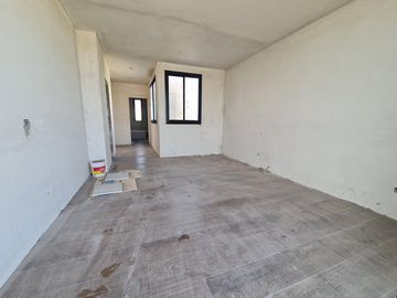 CASA 5 AMBIENTES CON COCHERA, PARRILLA, AZOTEA Y VISTA A LA LAGUNA - BARRIO SAN MATIAS - ESCOBAR