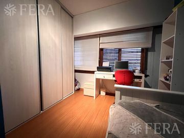 Venta casa 4 ambientes con piscina en Wilde