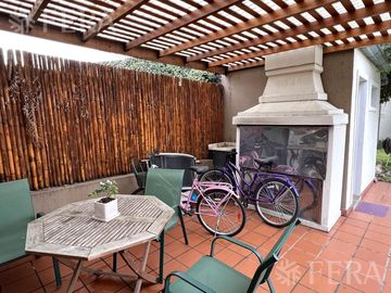 Venta casa 4 ambientes con piscina en Wilde