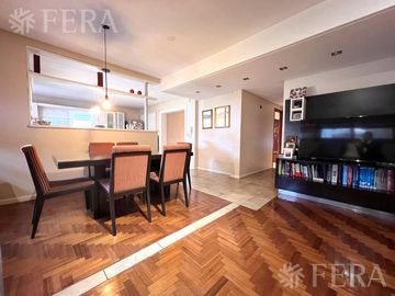 Venta casa 4 ambientes con piscina en Wilde