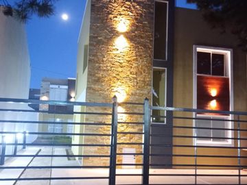 Departamento en venta - 2 Dormitorios 1 Baño - Cochera - 94Mts2 - San Bernardo del Tuyú