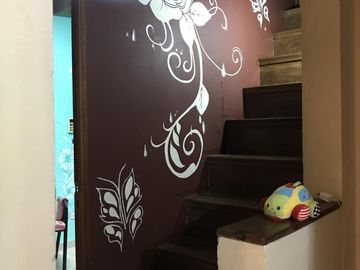 CASA 4 AMB CON GARAJE, PARQUE Y QUINCHO EN Zona Caisamar