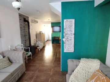 Triplex en venta - Jardines de Escobar