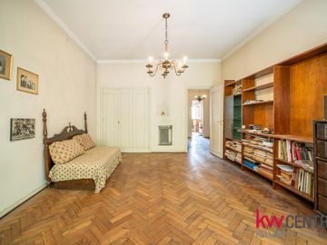 Venta - Departamento - 5 ambientes - Caballito - Frente - 2 cocheras -  Muy luminoso