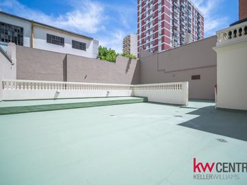 Venta - Departamento - 5 ambientes - Caballito - Frente - 2 cocheras -  Muy luminoso