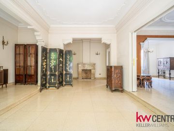 Venta - Departamento - 5 ambientes - Caballito - Frente - 2 cocheras -  Muy luminoso