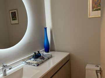 DEPARTAMENTO EQUIPADO Y SEMI AMUEBLADO VENTA WEST 2 REC.