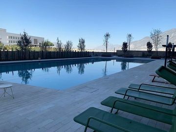 DEPARTAMENTO EQUIPADO Y SEMI AMUEBLADO VENTA WEST 2 REC.