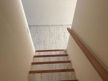HERMOSO TRIPLEX EN VENTA GUIDO SPANO 4400 - MUNRO