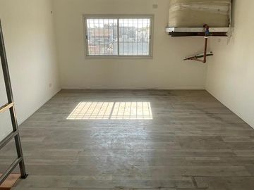 HERMOSO TRIPLEX EN VENTA GUIDO SPANO 4400 - MUNRO