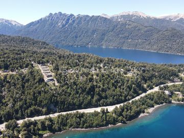 VENTA Lote/terreno ideal desarrollo 10.639,81m2 Vista plena al lago