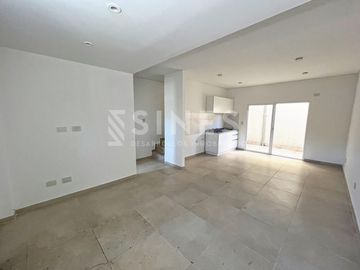 Duplex 3 ambientes CON COCHERA - Witcomb esquina Tandil - Villa Ballester