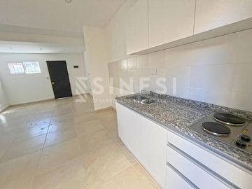 Duplex 3 ambientes CON COCHERA - Witcomb esquina Tandil - Villa Ballester