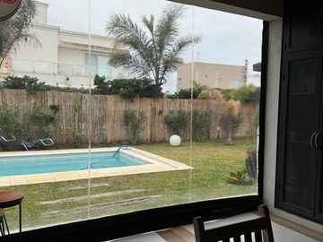 Casa en una planta en Lagos de Canning