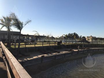 Casa en una planta en Lagos de Canning