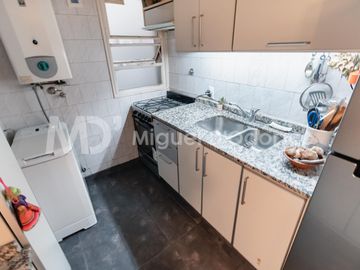 Venta departamento de 3 ambientes en Caballito