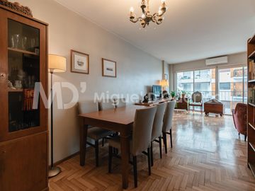 Venta departamento de 3 ambientes en Caballito