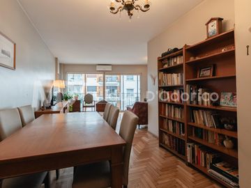 Venta departamento de 3 ambientes en Caballito