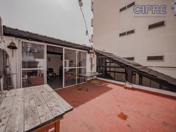 PH  3 ambientes reciclado  en dos plantas con terraza en Villa Pueyrredón