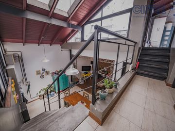 PH  3 ambientes reciclado  en dos plantas con terraza en Villa Pueyrredón