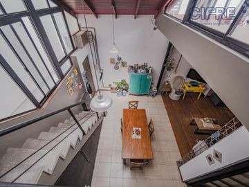 PH  3 ambientes reciclado  en dos plantas con terraza en Villa Pueyrredón