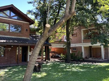 Casa Quinta  Gral Rodrigrez - Casa de 6 amb - Quincho con dorm y 2 baños- Pileta