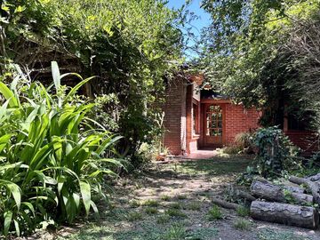 Casa Quinta  Gral Rodrigrez - Casa de 6 amb - Quincho con dorm y 2 baños- Pileta