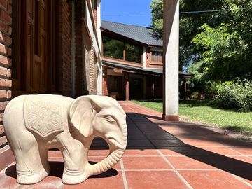Casa Quinta  Gral Rodrigrez - Casa de 6 amb - Quincho con dorm y 2 baños- Pileta