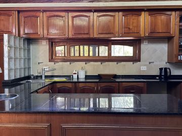 Casa Quinta  Gral Rodrigrez - Casa de 6 amb - Quincho con dorm y 2 baños- Pileta