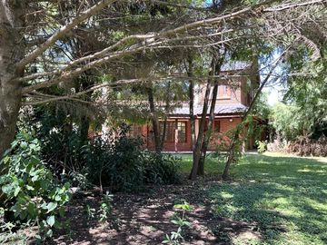 Casa Quinta  Gral Rodrigrez - Casa de 6 amb - Quincho con dorm y 2 baños- Pileta