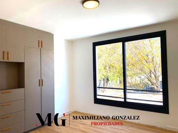 Casa en venta, 4 ambientes. Terralagos, Canning.