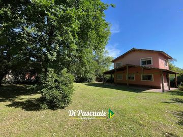 Venta Casa Quinta con Segunda Vivienda, Parque y Pileta - Francisco Alvarez Sur